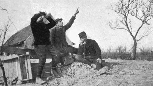 SOLDIERS TELEPHONING SOLDIERS TELEPHONING